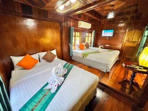 Hostal ????????????-????????????