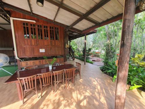 Hostal ????????????-????????????