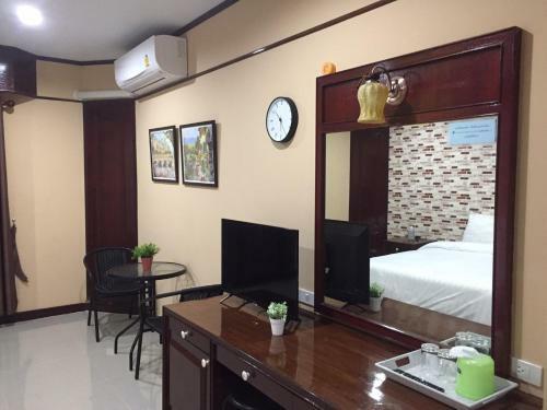 Posada ?????????????????????? Mueang Phriao Inn Hotel