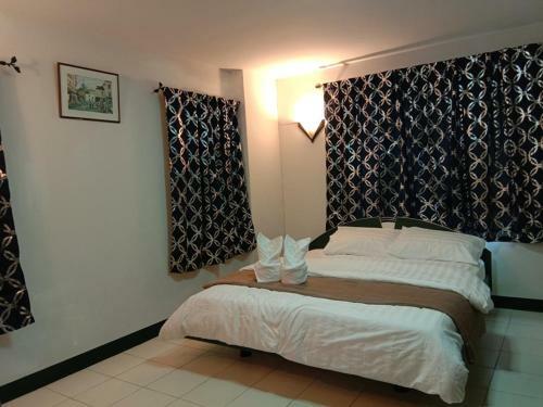 Blue Villa @pinery Park Beach Rayong 2bdr Villa