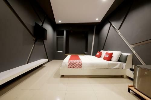 Oyo 477 Sriracha Hotel And Spa