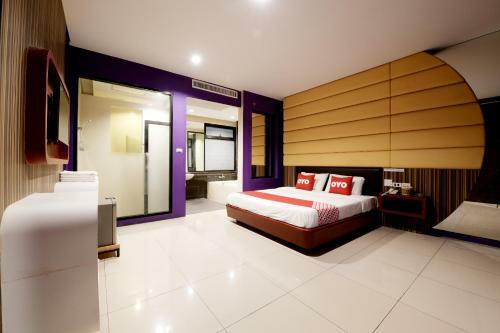 Oyo 477 Sriracha Hotel And Spa
