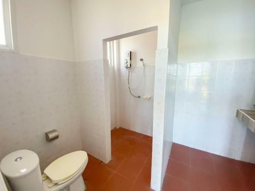 Hotel Monterey Park Resort