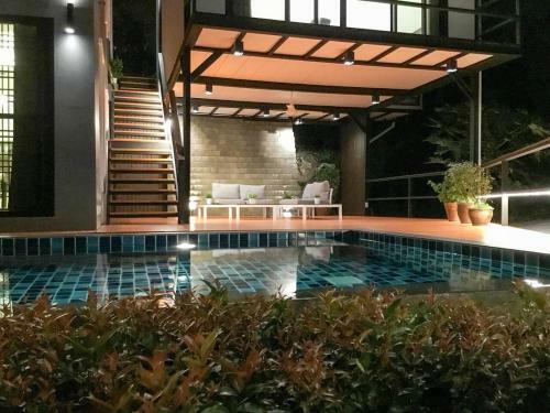 Koh Sirey Beachfront Pool Villa