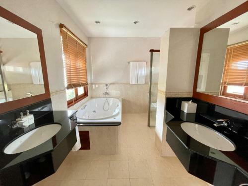 Laguna Links Golf View Villa- Bangtao Beach