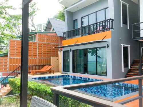 Koh Sirey Beachfront Pool Villa 2 Bedrooms