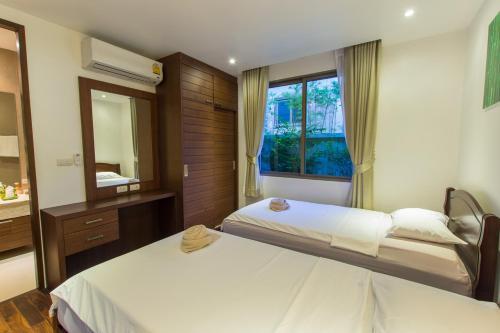 Luxury Pool Villa Nai Harn 1