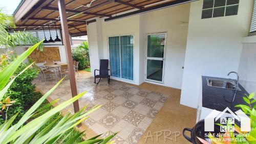 Modern House With Pool Ap Nest N12