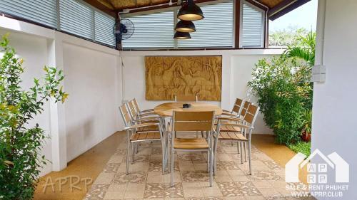Modern House With Pool Ap Nest N12