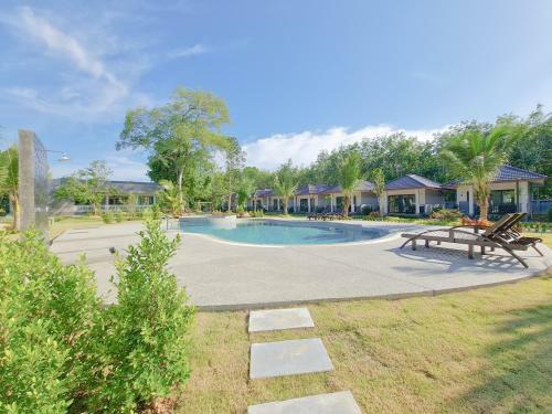 Hotel Thalang Tara Resort