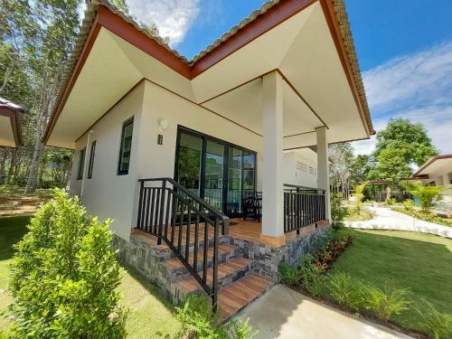 Hotel Thalang Tara Resort