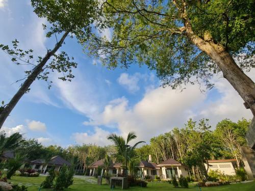 Hotel Thalang Tara Resort