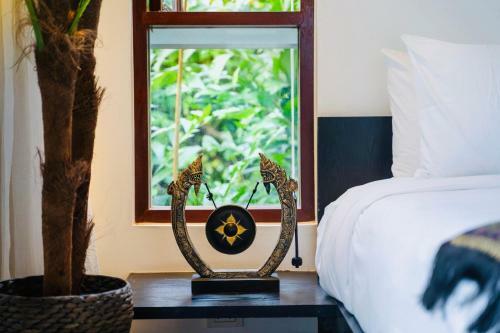 D-lux 4 Bed Sea View Villa With Private Beach