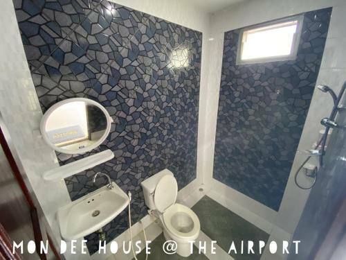 Hostal Mondee House @the Airport