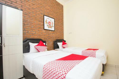 Hotel Oyo 952 Annisa Syariah Residence