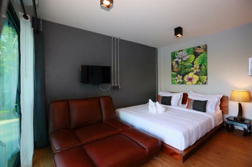Canvas Family Home