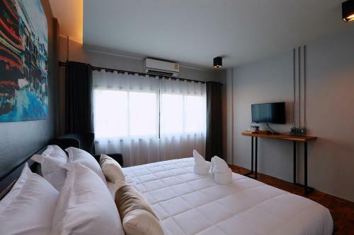 Canvas Family Home