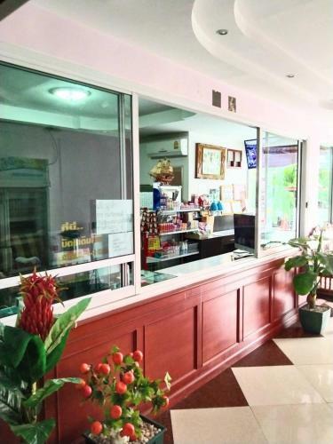 Hotel Oyo 75399 Choktipparat Place