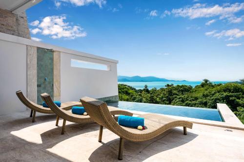 Sunset Lagoon | Villa Rihanna 2