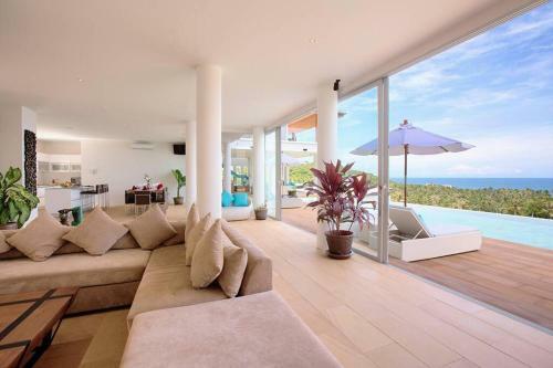 6 Bedroom Luxury Villa Moon