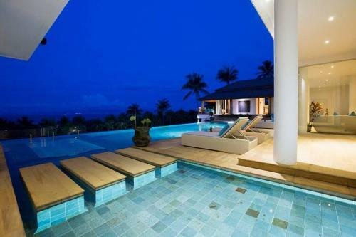 6 Bedroom Luxury Villa Moon
