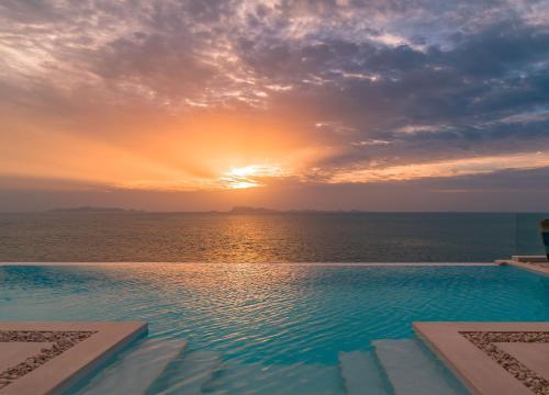 Fabuleuse Villa Aliz�s, Vue Mer Avec V�hicule 4x4