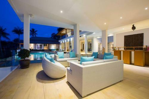 4 Bedroom Luxury Sea View Villa Moonrise