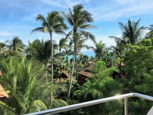 Duplex Bang Por Beach Apartment