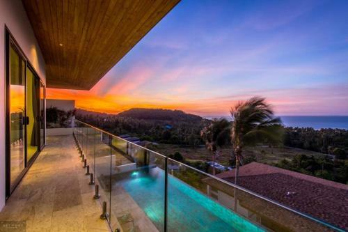 5 Bedroom Luxury Sea View Villa Lilac