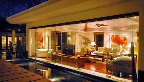 5 Bedroom Beach Front Villa Bang Po