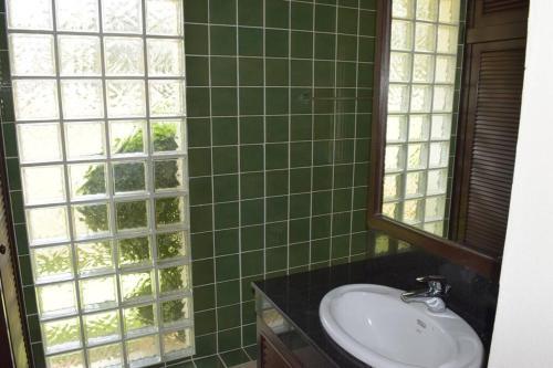 3 Bedroom Pool Villa 2 ~ 30 Seconds Walk To Beach