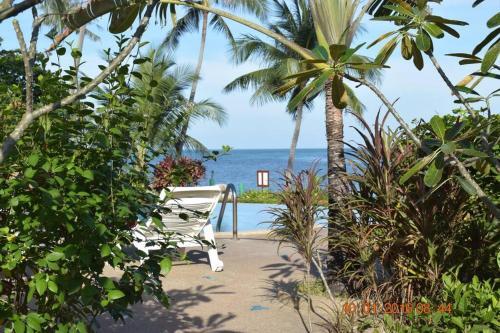 3 Bedroom Pool Villa 2 ~ 30 Seconds Walk To Beach