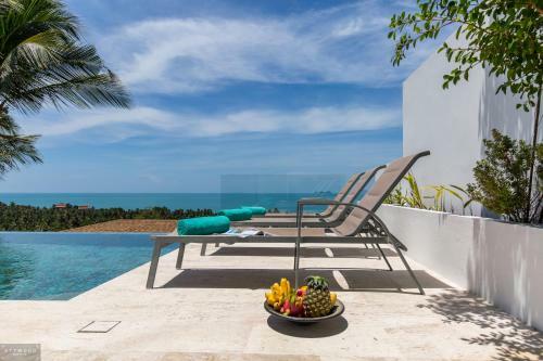 12 Bedroom Luxurious Seaview Villas