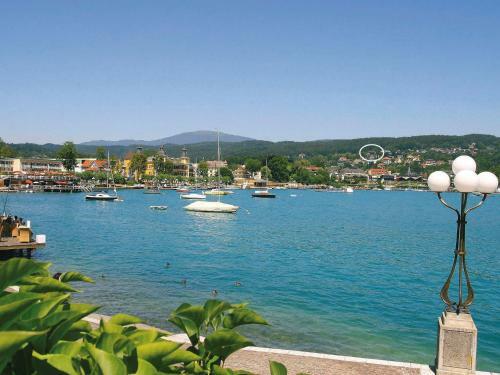 Hostal Hotel Garni Fr�hst�ckspension Neff