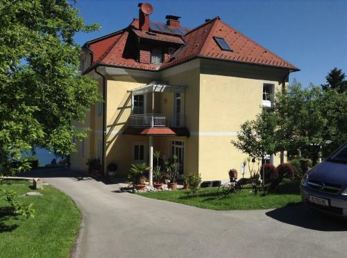 Apartamento Appartements Schwarzvilla