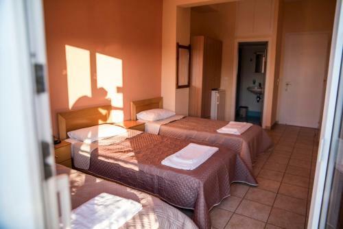 Hostal Zoumboulis Rooms