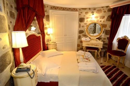 Pyrgos Of Mytilene Hotel