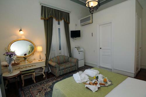 Pyrgos Of Mytilene Hotel