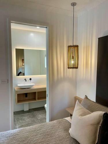 Apartamento New 2 Bedroom Unit With River Views