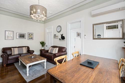 Lady Edwina Suite 2