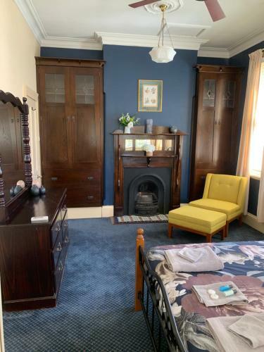 Central Tranquility On Summer