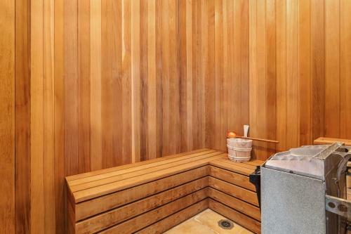 Razorback Holiday House With Incredible Views