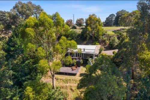 Bimbadeen - Stunning Poowong Valley View