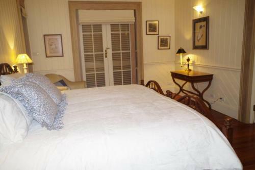 Charlottes Cottage
