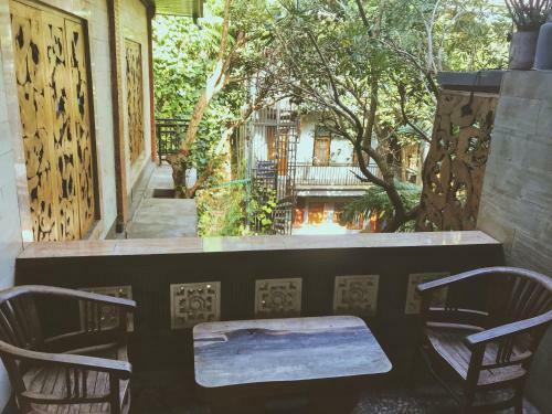 Lodge Pondok Legon House