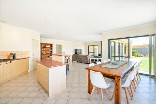 Golden Summers In Dunsborough