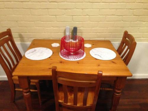 Affordable & Comfortable Apartment On Langley Park