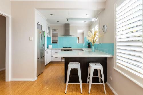 Charming 2br Apartment In A Great Location With Wifi & Bbq