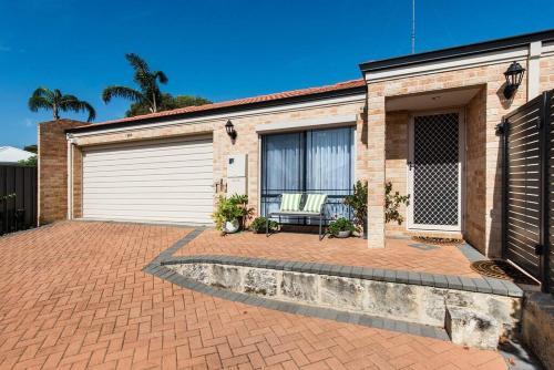 Scarborough Villa On Duke - Executive Escapes