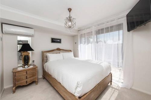 Scarborough Villa On Duke - Executive Escapes